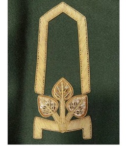 Patchs de col en tissu brodé 3D de feuille noire jaune écarlate personnalisés avec strass pour décorations d'uniforme - Product Image 2