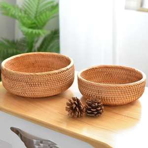 Panier de rangement multifonctionnel en rotin tissé à la main, moderne et écologique, pour fruits, collations, pain - Utilisation à la maison, dans la cuisine et la chambre - Product Image 1