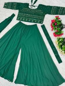 Haut en velours de viscose épais de haute qualité avec un ensemble Sharara élégant pour des occasions élégantes - Product Image 6