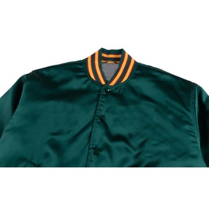 Chaqueta universitaria de béisbol personalizada de la mejor calidad, chaqueta universitaria de moda a granel, chaqueta universitaria de satén, decoración bordada Reversible - Product Image 5