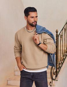 Sudadera de calle de gran tamaño personalizada para hombre, jersey de cuello redondo de algodón pesado, estilo holgado con hombros caídos - Product Image 2