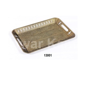 Bandeja redonda de Metal y madera para servir - Product Image 4