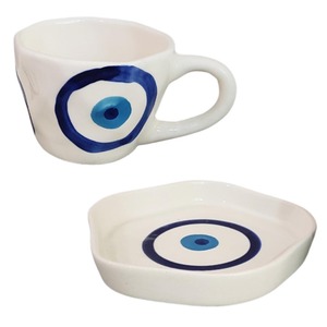 Tasse en céramique Evil Eye avec finition émaillée pour la protection de l'énergie positive et l'utilisation quotidienne disponible à la vente - Product Image 1
