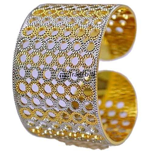 Bracelets en cuivre chics pour femmes bijoux faits à la main avec une déclaration de mode audacieuse par Tradebyd - Product Image 4