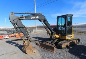 Mini-excavatrices sur chenilles John Deere 85G d'occasion avec godet de 1,5 m³, capacité de 564 kg, garantie 1 an, faible consommation de carburant, à vendre - Product Image 3