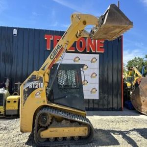 Gehl RT210 Yellow Compact <b>Track</b> Skid Steer Loader Diesel 75KW with High Load Moment Bucket for Construction Material Handling - Product Image 1