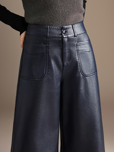 Pantalon Capri en Cuir PU de Haute Qualité ZUZK Nouveauté Femme Automne Hiver 2026 Chic Pantalon Court en Cuir PU Élégant Pantalon en Cuir - Product Image 3