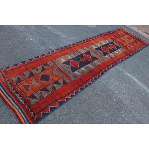 พรมตุรกีขนาด 3x11.6 ฟุต, พรมเฮอร์กีวินเทจ, พรมลายจุดสีแดงทำจากขนสัตว์ - Product Image 2