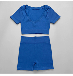 Ropa deportiva de gimnasio sin costuras para mujer, conjunto de Fitness, pantalones cortos con glúteos y Top corto con cuello Halter, logotipo frontal, patrón sólido, traje de entrenamiento de Yoga - Product Image 5