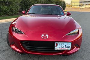 Mazda MX-5 Miata RF Grand Touring d'occasion 2023 - Product Image 1