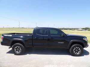 Toyota Tacoma Pickup 2022 Très Propre, Moteur 4.1L à Aspiration Naturelle, Essence, Boîte Automatique, Sièges en Cuir, Toit Ouvrant - Product Image 3