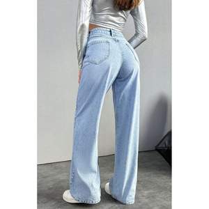 Jeans de Mujer Vintage de Corte Regular, Cintura Media, Pierna Ancha, Color Azul Claro - Estilo Y2K High Street, 100% Algodón, Transpirables y Ecológicos - Product Image 4