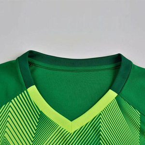 Fábrica de uniformes de fútbol hechos a medida, fabricante de uniformes de fútbol para adultos, ropa de equipo 100% poliéster - Product Image 3
