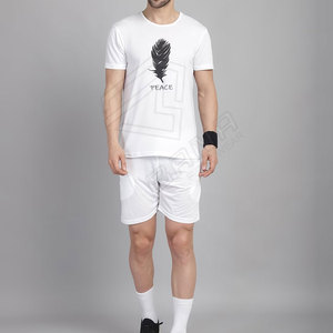 Mode porter homme vêtements d'été respirant course hommes t-shirt et ensembles courts à manches courtes hauts et shorts ensemble avec logo personnalisé - Product Image 1