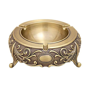 Cendrier carré en métal de luxe, accessoire de fumeur de cigarettes en métal de haute qualité, décoration classique pour la maison, le bureau, le bar, l'hôtel, cadeau - Product Image 3