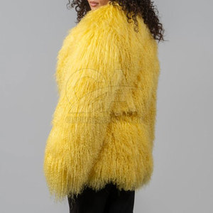 Abrigo de Invierno de Piel de Oveja Personalizado para Mujer, de Alta Calidad, Transpirable, con Capucha Desmontable, Tipo Parka - Product Image 3