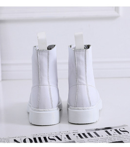 Vente en gros Bottes <span class=keywords><strong>Martin</strong></span> imperméables pour dames Bottes en cuir blanc solide pour l'extérieur Bout rond pour femmes Chaussures décontractées - Product Image 5