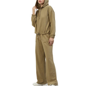 Ensemble de jogging 2 pièces pour femmes, vêtements de sport décontractés, au-dessus du genou, uni, printemps été, personnalisé, meilleure qualité - Product Image 1