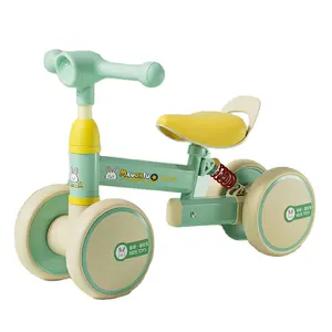 El último Coche Verde Yo-yo El último coche de equilibrio para niños Cuatriciclo para bebés sin pedal scooter puede sentar a las personas