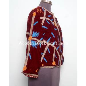 Magnifique veste en velours brodée Suzani de haute qualité, nouveau motif, unisexe, style bohème hippie indien, grande taille, veste pour femmes - Product Image 1