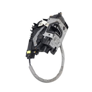 ตัวล็อคด้านหน้าขวาเมอร์เซเดส ซี-คลาส(วี205) (2013-) A0997201300 (13>) - Product Image 1
