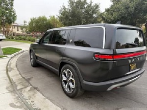 BEST ELECTRIC 2023 RI-VIAN R1S ADVENTURE EDITION QUAD-MOTOR AWD GRANDE BATTERIE PRÊT À ÊTRE EXPÉDIÉ - Product Image 6