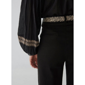 Blusa Tina - Blusa de Lujo Vintage con Bordado Floral en Chifón/Seda Tejida, Talla XL, Holgada, con Solapa Bordada en Color Carbón, para Otoño y Primavera - Product Image 3