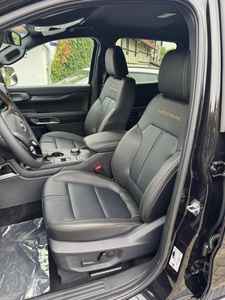 SUV 2024 44 Doble Cabina Eléctrico R18 con Techo Panorámico de Tela, Transmisión Automática CVT, Luces LED, Sistema de Navegación, Cubierta Rígida Incluida - Product Image 4