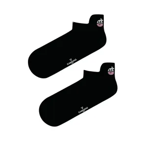 Chaussettes courtes noires brodées motif vache, confortables, respirantes, en nylon et élasthanne, personnalisables, pour usage quotidien, jetables, tricotées, imprimé dessin animé, gratuites - Product Image 1