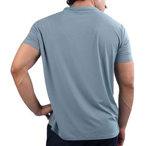 Camiseta Deportiva de Alta Calidad, Lisa, con Logotipo Personalizable, 220 g/m², Color Sólido, Elástica, Cuello Redondo, para Entrenamiento, Gimnasio y Fitness - Product Image 6