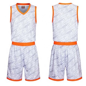 Ensemble de maillot de basket-ball unisexe blanc et orange sans manches, col en V, impression sublimée, évacuation de l'humidité, taille élastique, coupe régulière, adulte - Product Image 6