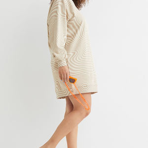 Sudadera de Cuello Redondo Personalizada para Mujer, de Algodón Ligero de la Mejor Calidad, Sudadera Holgada para Mujer - Product Image 4