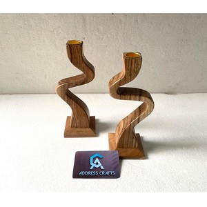 Bougeoir en Bois Rustique Vintage, Bougeoirs en Bois Fini en Noyer, Bougeoirs, Décor de Table à la Maison - Product Image 4