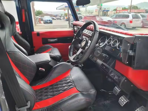 รถมือสอง V6 2.7lturbo Land Rover โมเดลความสบายเท้าขนาดใหญ่รถมือสองภูเขาพร้อมส่ง