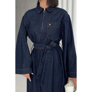 Robe longue en jean ceinturée 3035 - Style Slap - Bleu marine - Product Image 5
