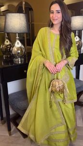 Costume Salwar en soie de Chinon de créateur pakistanais indien dernière Collection prête à l'emploi pour les femmes Heavy Duptta Ethnic Party Wear - Product Image 4