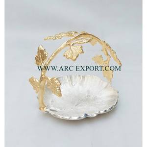 Cuenco decorativo para servir comida de mesa hecho a mano más vendido, plato y cuenco hechos a mano de Color dorado y blanco a precio razonable - Product Image 4