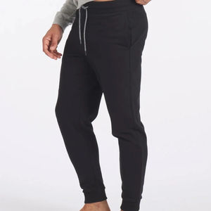 Nouveauté Pantalons de survêtement pour hommes Streetwear avec poches à cordon en tissu toile Séchage rapide et respirant Style décontracté - Product Image 3