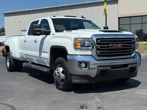 2019 GMC Sierra 3500 SLE - Product Image 6