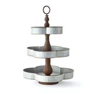 แท่นวางเค้กโลหะชุบสังกะสีหรูหราสง่างามอุปกรณ์ตกแต่งเค้กดีไซน์ใหม่สำหรับบ้านและงานกิจกรรม - Product Image 2