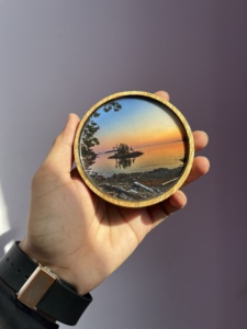 Dessous de verre élégants en bois de noyer et émail pour offrir en cadeau - Product Image 3