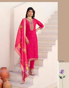 เรือใบหนาสง่างามภายใน Salwar Kameez สำหรับงานปาร์ตี้เสื้อผ้าอินเดียและปากีสถาน - Product Image 4