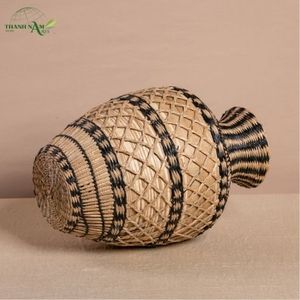 Jarrón Moderno con Núcleo de Bambú Natural y Cubierta de Pasto Marino Tejida a Mano, Decoración Ecológica para Mesa - Product Image 3