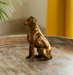 Petite sculpture en laiton de lion féroce, figurine debout fièrement. Un accent miniature royal. Disponible à prix de gros. - Product Image 4