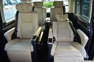 AUTOBÚS GRAN VIA USADO, VOLANTE A LA IZQUIERDA - Product Image 2