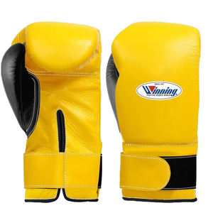 Gants de boxe personnalisés en gros - Nouveau style, design gagnant, Muay Thai, anti-humidité, fermeture auto-agrippante, pour entraînement/sparring - Product Image 1