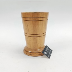 Verre en bois unique pour cadeaux de retour de mariage Vaisselle de charme rustique écologique par Tradebyd - Product Image 2