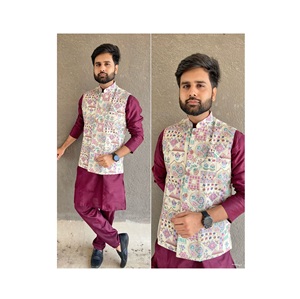 ชุดกระโปรงผ้าไหมพิมพ์ลายขนาดใหญ่มีกระเป๋าด้านข้างและเอวยางยืด - Product Image 1