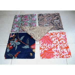 Serviettes imprimées en pur coton indien Handblock Tissu de lin brodé en couleurs mélangées pour les mariages - Product Image 3