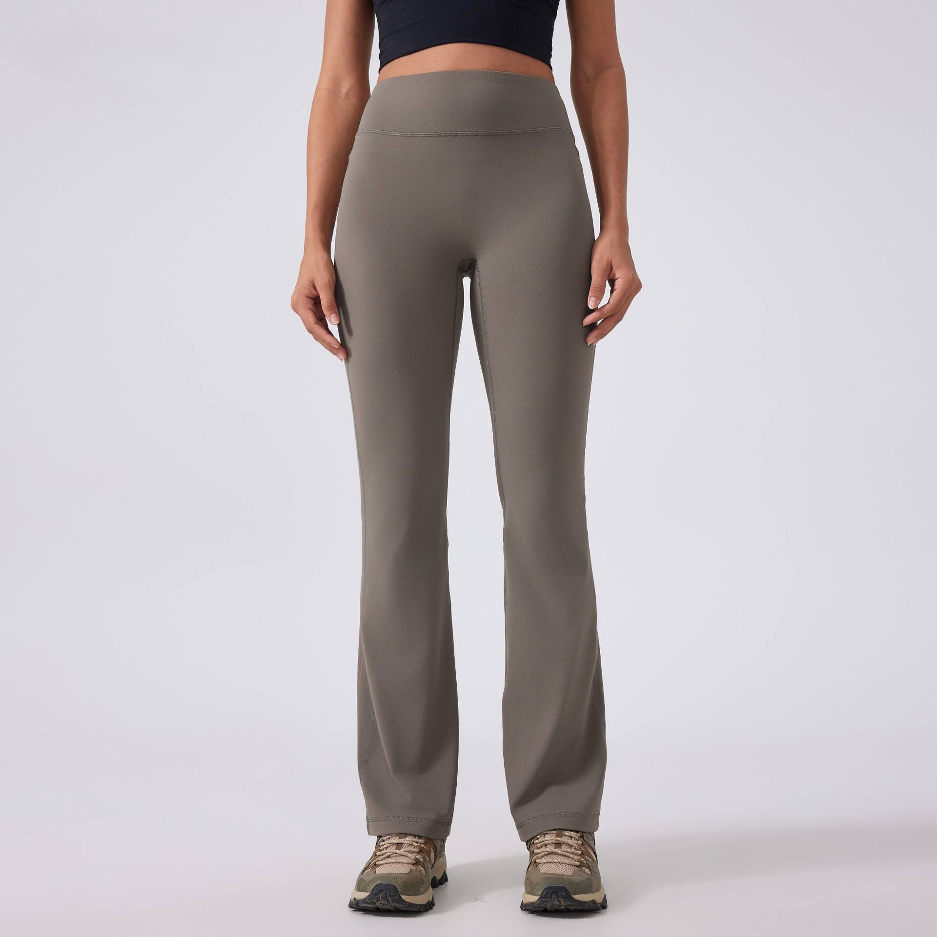 สีเทาอบอุ่น